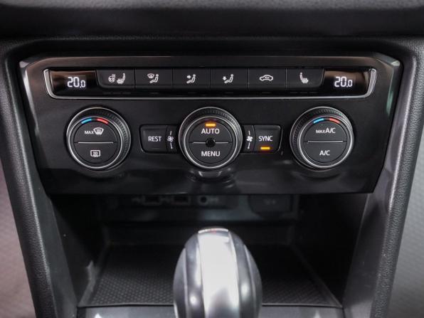 Volkswagen Tiguan II с пробегом 2018 года, цена 2 585 000 рублей, 150000 км, внедорожник, Автокод Объявления