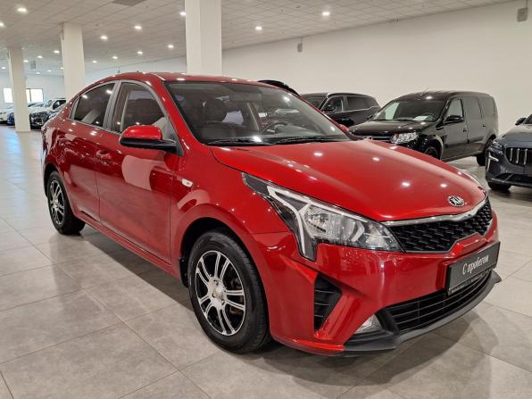 Kia Rio IV Рестайлинг с пробегом 2020 года, цена 1 640 000 рублей, 74146 км, седан, Автокод Объявления