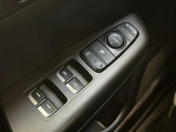 Kia Sportage IV Рестайлинг с пробегом 2020 года, цена 1 930 000 рублей, 101241 км, внедорожник, Автокод Объявления