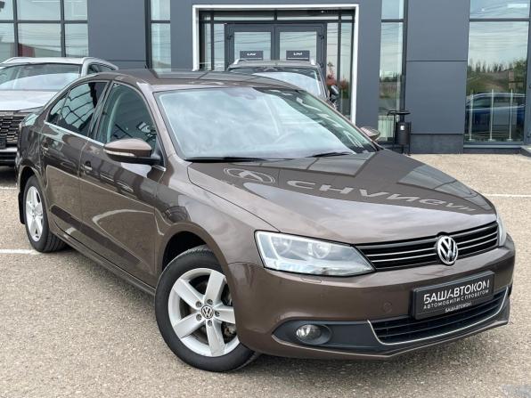 Volkswagen Jetta VI с пробегом 2013 года, цена 1 030 000 рублей, 180223 км, седан, Автокод Объявления