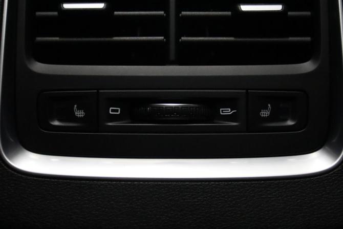 Geely Atlas Pro с пробегом 2022 года, цена 1 795 950 рублей, 113643 км, внедорожник, Автокод Объявления