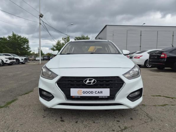 Hyundai Solaris II с пробегом 2017 года, цена 890 000 рублей, 149052 км, седан, Автокод Объявления