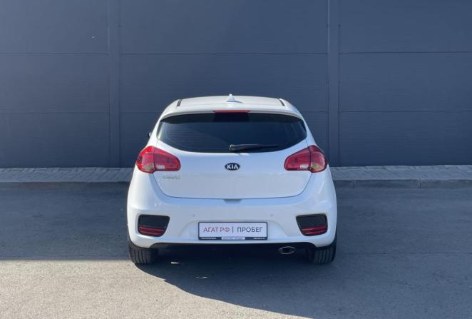 Kia Ceed II Рестайлинг с пробегом 2017 года, цена 1 280 000 рублей, 120850 км, хэтчбек, Автокод Объявления