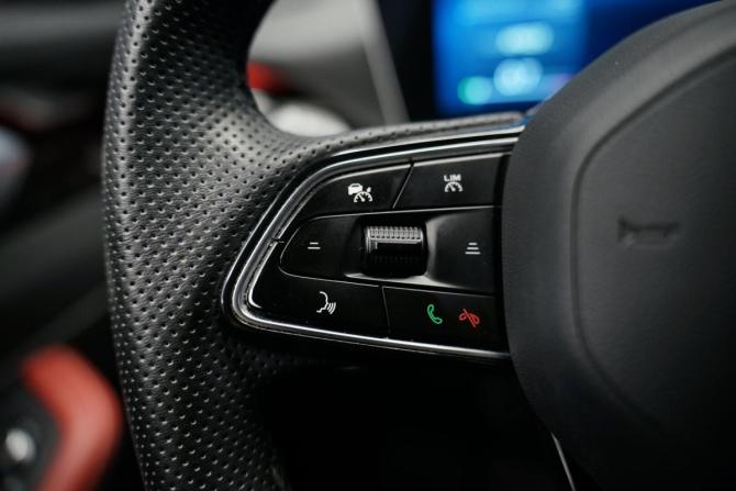 Geely Coolray I Рестайлинг с пробегом 2024 года, цена 2 139 000 рублей, 67000 км, внедорожник, Автокод Объявления