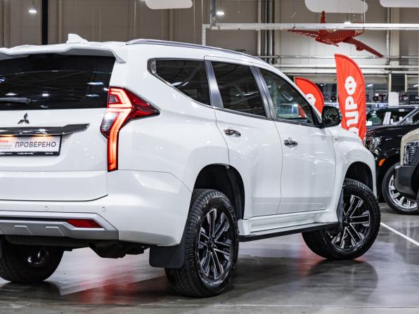 Mitsubishi Montero Sport III Рестайлинг с пробегом 2022 года, цена 3 700 000 рублей, 52419 км, внедорожник, Автокод Объявления