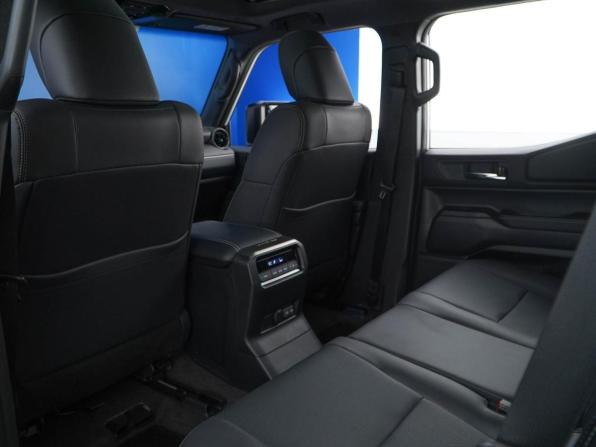Toyota Land Cruiser Prado 250 Series с пробегом 2025 года, цена 10 827 077 рублей, 104 км, внедорожник, Автокод Объявления