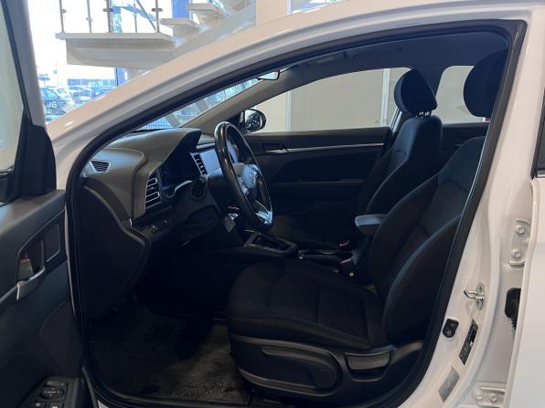 Hyundai Elantra VI (AD) Рестайлинг с пробегом 2020 года, цена 1 560 000 рублей, 141053 км, седан, Автокод Объявления
