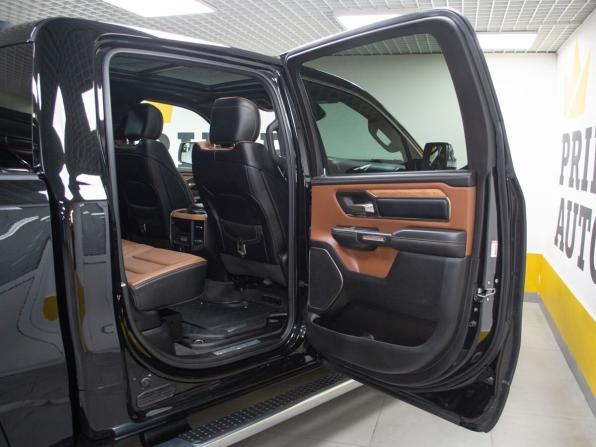 Ram 1500 V с пробегом 2022 года, цена 8 499 000 рублей, 12296 км, offers.body_type.unknown, Автокод Объявления