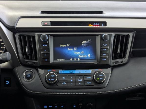 Toyota RAV4 IV (XA40) Рестайлинг с пробегом 2018 года, цена 2 150 000 рублей, 175164 км, внедорожник, Автокод Объявления