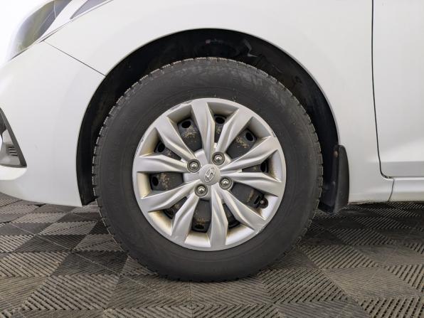 Hyundai Solaris II с пробегом 2019 года, цена 1 100 000 рублей, 158056 км, седан, Автокод Объявления