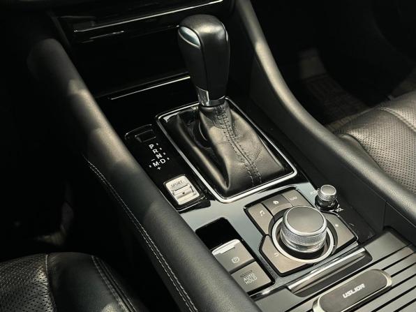 Mazda 6 III (GJ) Рестайлинг 2 с пробегом 2019 года, цена 2 350 000 рублей, 123485 км, седан, Автокод Объявления