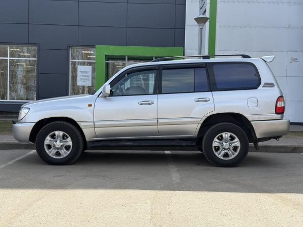 Toyota Land Cruiser 100 Series Рестайлинг 2 с пробегом 2006 года, цена 1 349 000 рублей, 687262 км, внедорожник, Автокод Объявления