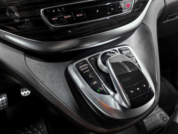 Mercedes-Benz V-Класс III (W447) с пробегом 2017 года, цена 5 000 000 рублей, 105400 км, минивэн, Автокод Объявления