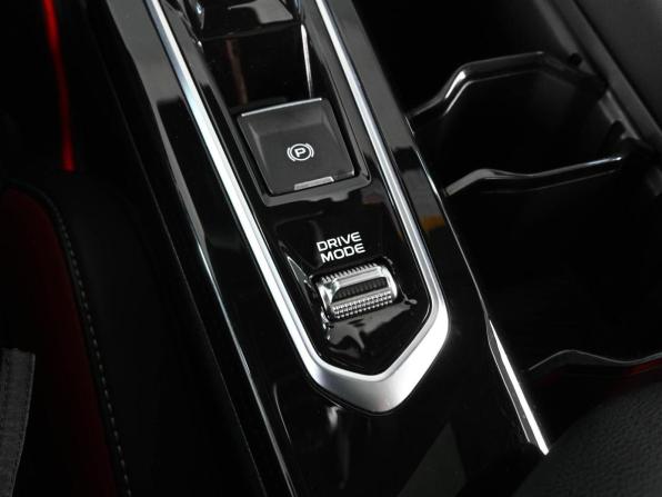 Geely Coolray I Рестайлинг с пробегом 2024 года, цена 2 190 000 рублей, 25849 км, внедорожник, Автокод Объявления