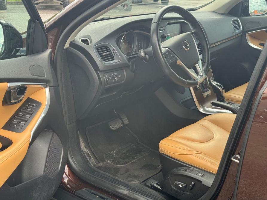 Volvo V40 Cross Country I Рестайлинг Санкт-Петербург  - изображение 9