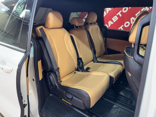 Kia Carnival IV с пробегом 2021 года, цена 4 649 000 рублей, 92735 км, минивэн, Автокод Объявления