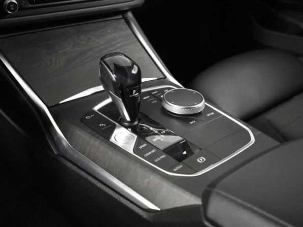 BMW 3 серии VII (G2x) с пробегом 2021 года, цена 3 657 900 рублей, 114300 км, универсал, Автокод Объявления
