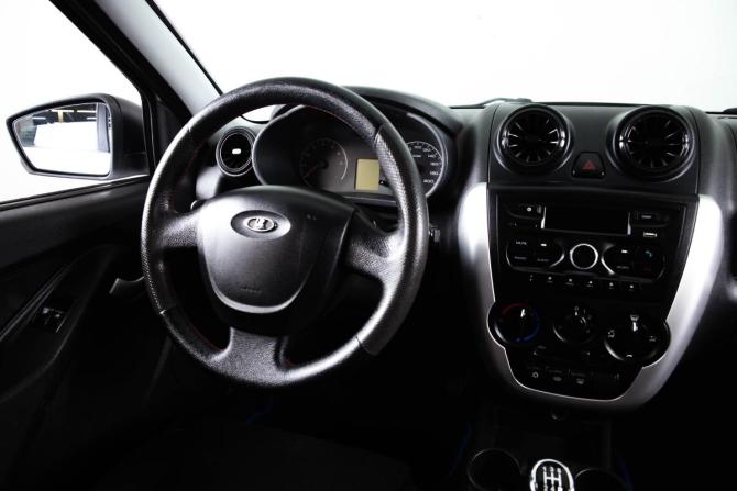 Lada (ВАЗ) Granta I с пробегом 2017 года, цена 739 000 рублей, 140000 км, седан, Автокод Объявления