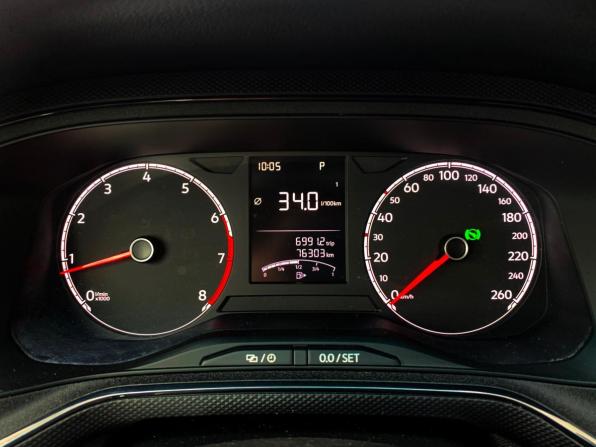 Volkswagen Polo VI с пробегом 2021 года, цена 1 650 000 рублей, 76296 км, лифтбек, Автокод Объявления