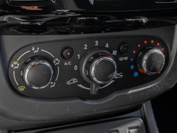 Renault Duster I Рестайлинг с пробегом 2018 года, цена 1 475 000 рублей, 114467 км, внедорожник, Автокод Объявления