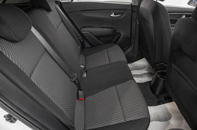 Kia Rio IV Рестайлинг с пробегом 2018 года, цена 1 549 000 рублей, 86000 км, хэтчбек, Автокод Объявления