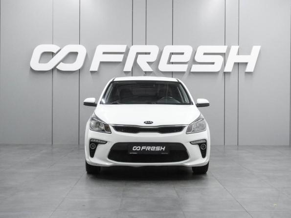 Kia Rio IV с пробегом 2018 года, цена 1 399 000 рублей, 92706 км, седан, Автокод Объявления