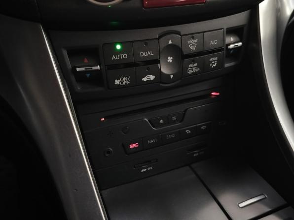 Honda Accord VIII Рестайлинг с пробегом 2012 года, цена 1 150 000 рублей, 218950 км, седан, Автокод Объявления