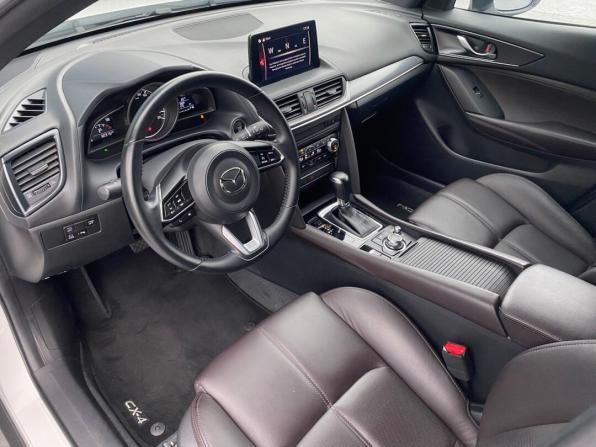 Mazda CX-4 I Рестайлинг с пробегом 2023 года, цена 2 699 000 рублей, 32314 км, внедорожник, Автокод Объявления