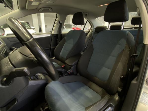 Volkswagen Jetta VI с пробегом 2013 года, цена 1 049 900 рублей, 210000 км, седан, Автокод Объявления