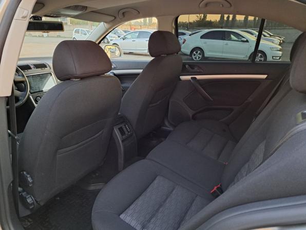 Skoda Octavia II (A5) Рестайлинг с пробегом 2011 года, цена 600 000 рублей, 156755 км, лифтбек, Автокод Объявления