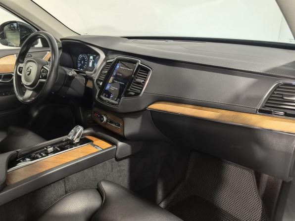 Volvo XC90 II Рестайлинг 1 с пробегом 2021 года, цена 4 870 000 рублей, 89201 км, внедорожник, Автокод Объявления