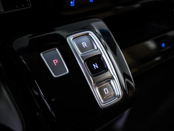 Hyundai Staria I с пробегом 2021 года, цена 5 044 000 рублей, 68280 км, минивэн, Автокод Объявления