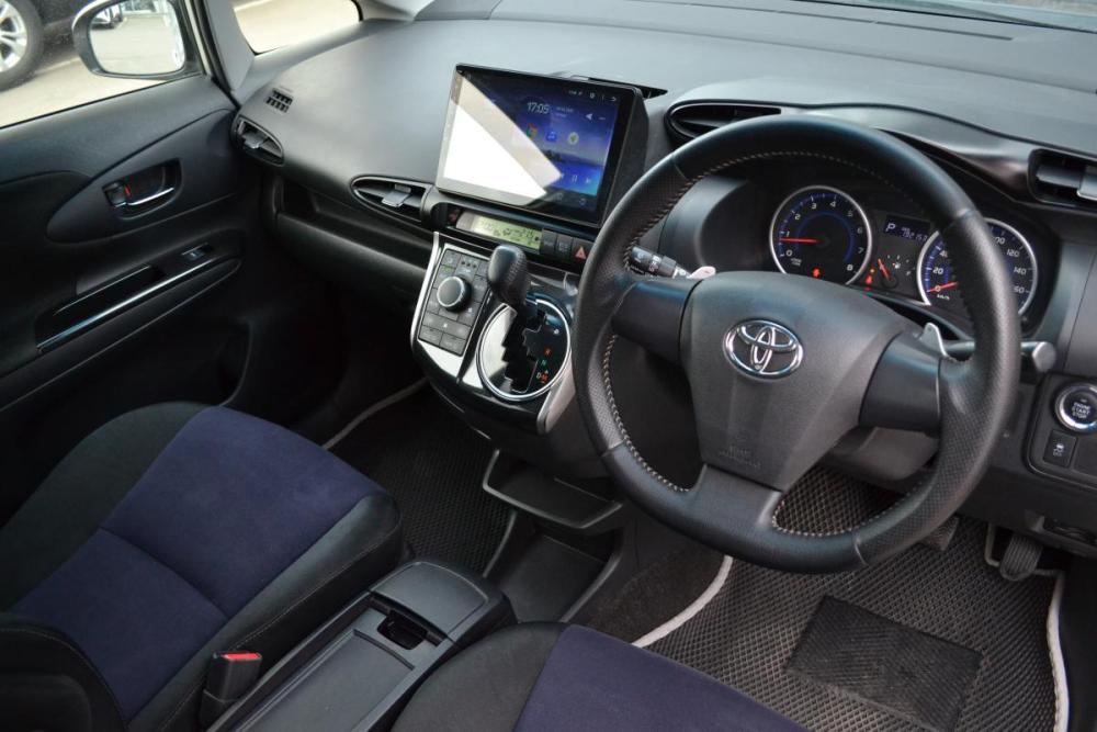 Toyota Wish II Рестайлинг Старый Оскол  - изображение 18