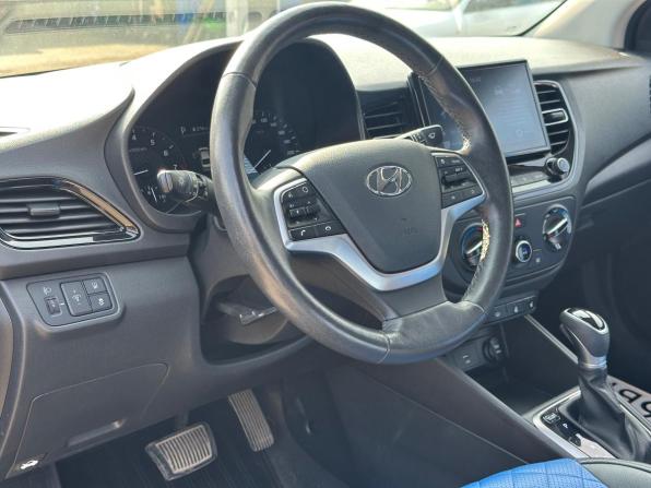 Hyundai Solaris II Рестайлинг с пробегом 2021 года, цена 1 690 000 рублей, 67248 км, седан, Автокод Объявления