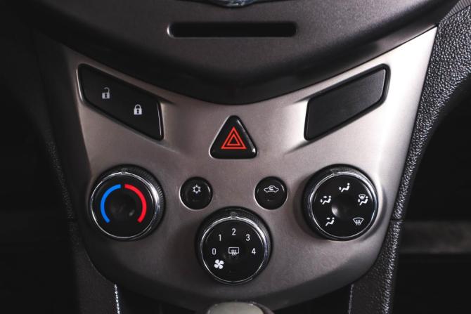 Chevrolet Aveo II с пробегом 2013 года, цена 719 000 рублей, 184247 км, хэтчбек, Автокод Объявления
