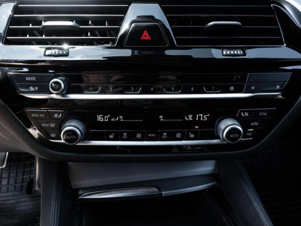 BMW 5 серии VII (G30/G31/G38) Рестайлинг с пробегом 2020 года, цена 5 200 000 рублей, 115539 км, седан, Автокод Объявления