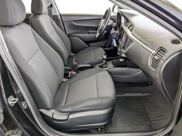 Kia Rio IV Рестайлинг с пробегом 2021 года, цена 1 750 000 рублей, 93397 км, хэтчбек, Автокод Объявления