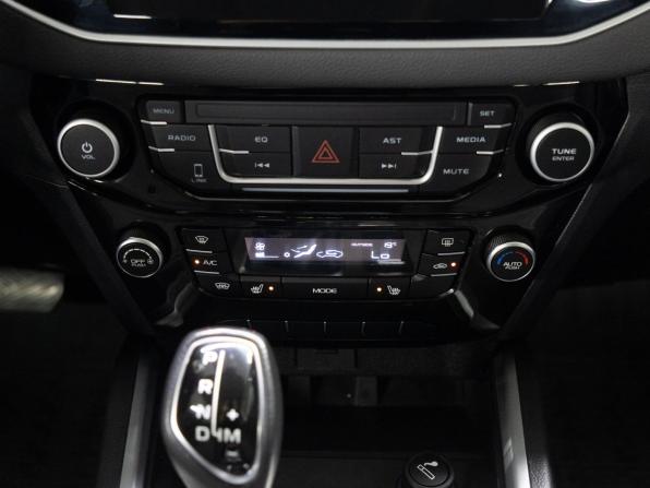 Geely Emgrand X7 I Рестайлинг 2 с пробегом 2019 года, цена 1 250 000 рублей, 65000 км, внедорожник, Автокод Объявления