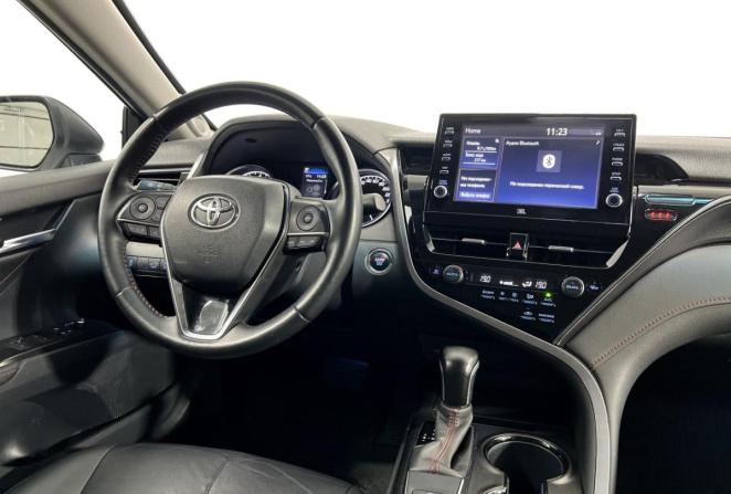 Toyota Camry VIII (XV70) Рестайлинг с пробегом 2021 года, цена 3 465 000 рублей, 58535 км, седан, Автокод Объявления