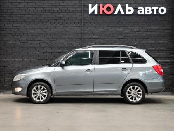 Skoda Fabia II Рестайлинг с пробегом 2012 года, цена 720 000 рублей, 208638 км, универсал, Автокод Объявления