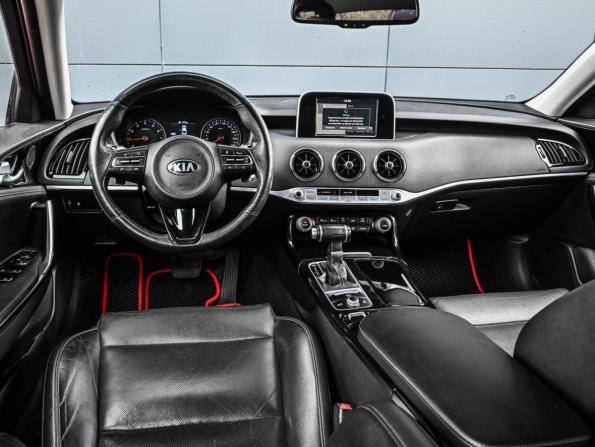 Kia Stinger I с пробегом 2019 года, цена 2 579 000 рублей, 133227 км, лифтбек, Автокод Объявления