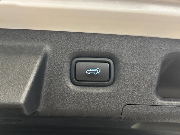 Hyundai Santa Fe IV с пробегом 2021 года, цена 4 120 000 рублей, 44242 км, внедорожник, Автокод Объявления