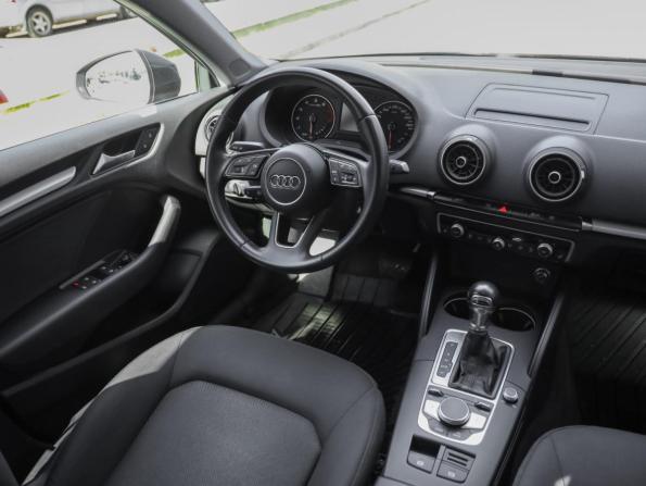 Audi A3 III (8V) Рестайлинг с пробегом 2019 года, цена 2 049 000 рублей, 91731 км, седан, Автокод Объявления
