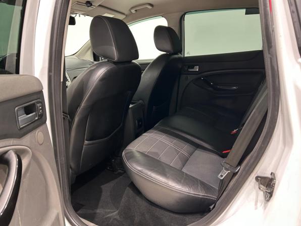 Ford Kuga I с пробегом 2012 года, цена 949 000 рублей, 199311 км, внедорожник, Автокод Объявления