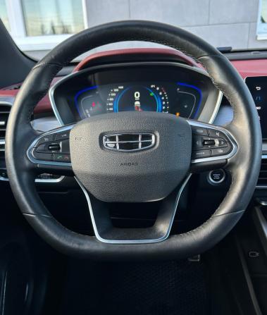 Geely Coolray I с пробегом 2023 года, цена 2 000 000 рублей, 26357 км, внедорожник, Автокод Объявления