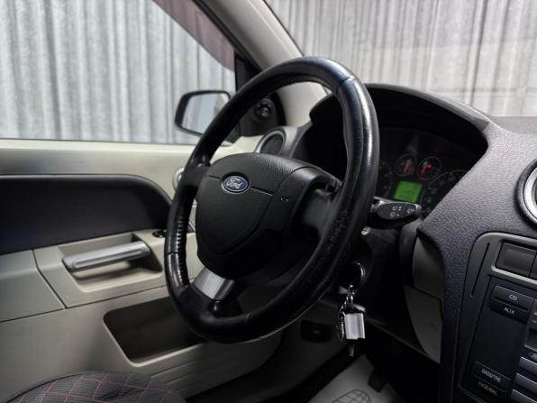 Ford Fusion I Рестайлинг с пробегом 2007 года, цена 450 000 рублей, 142860 км, хэтчбек, Автокод Объявления