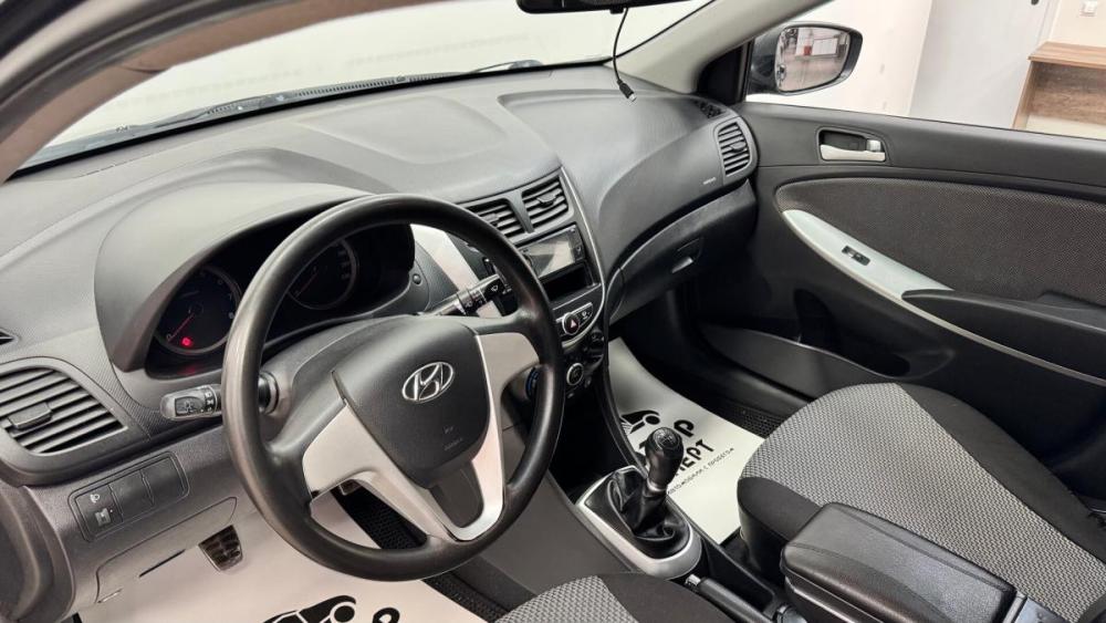 Hyundai Solaris I Киров  - изображение 7