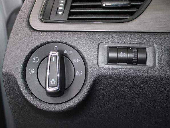 Skoda Rapid I Рестайлинг с пробегом 2019 года, цена 1 489 900 рублей, 70290 км, лифтбек, Автокод Объявления