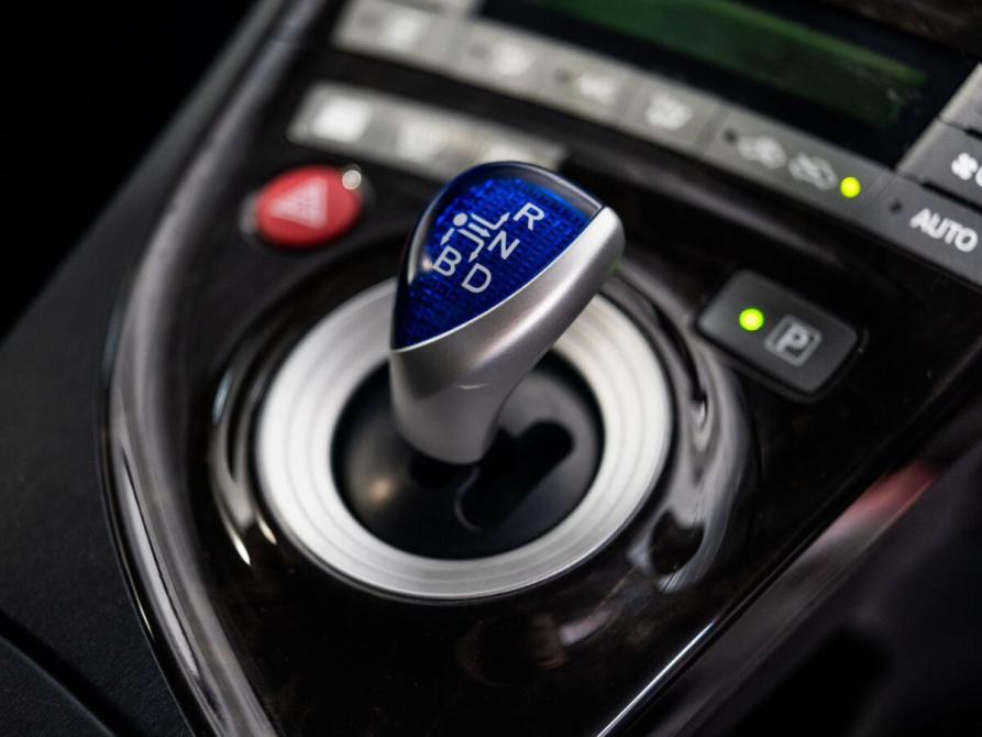Toyota Prius III Рестайлинг (XW30) Иркутск  - изображение 15