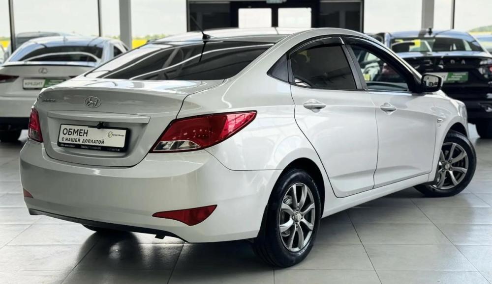 Hyundai Solaris I Рестайлинг Шахты  - изображение 9
